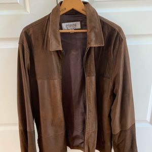 Men’s brown leather jacket
